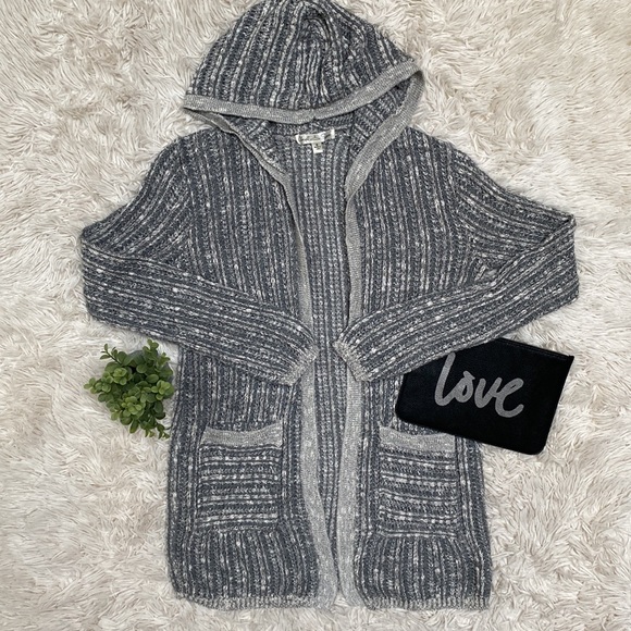 🎉HP🎉 Closet Space Hooded Open Cardigan 💗 Gray & White - Picture 2 of 14